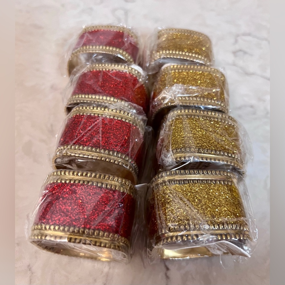 Gold & Red Sparkling Square Design Napkin Rings, 8 Piece Set  (4 Red and 4 gold)